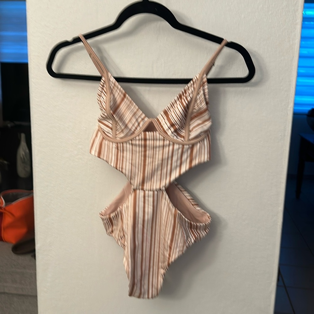 One piece swimsuit